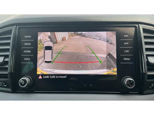 SKODA Karoq 1.5 TSI Sport Line 5dr DSG 