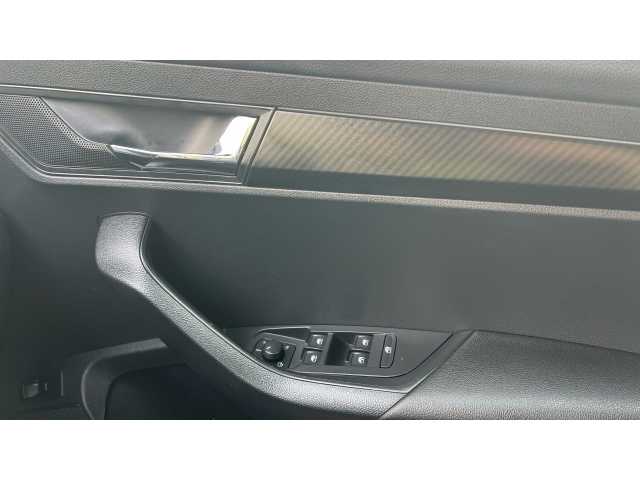 SKODA Karoq 1.5 TSI Sport Line 5dr DSG 