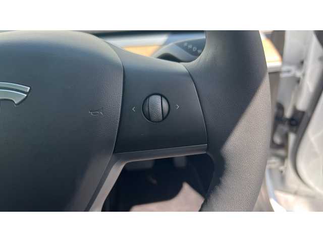 Tesla Model 3 MODEL 3 RWD 4dr Auto 
