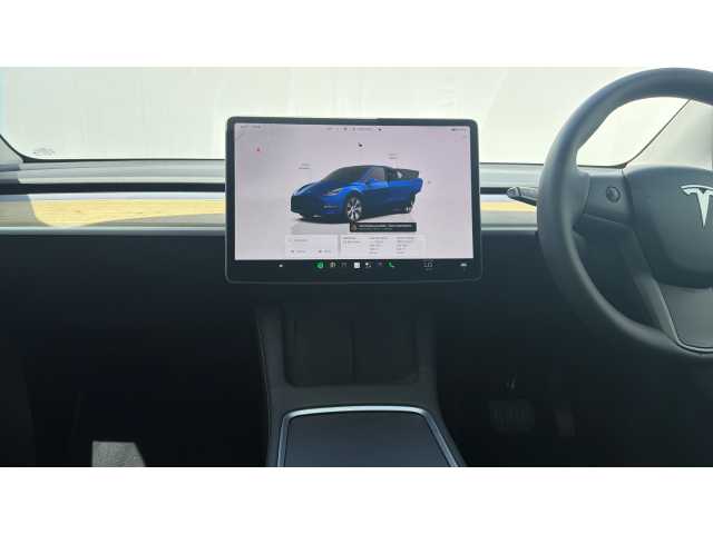 Tesla Model Y MODEL Y RWD 5dr Auto 