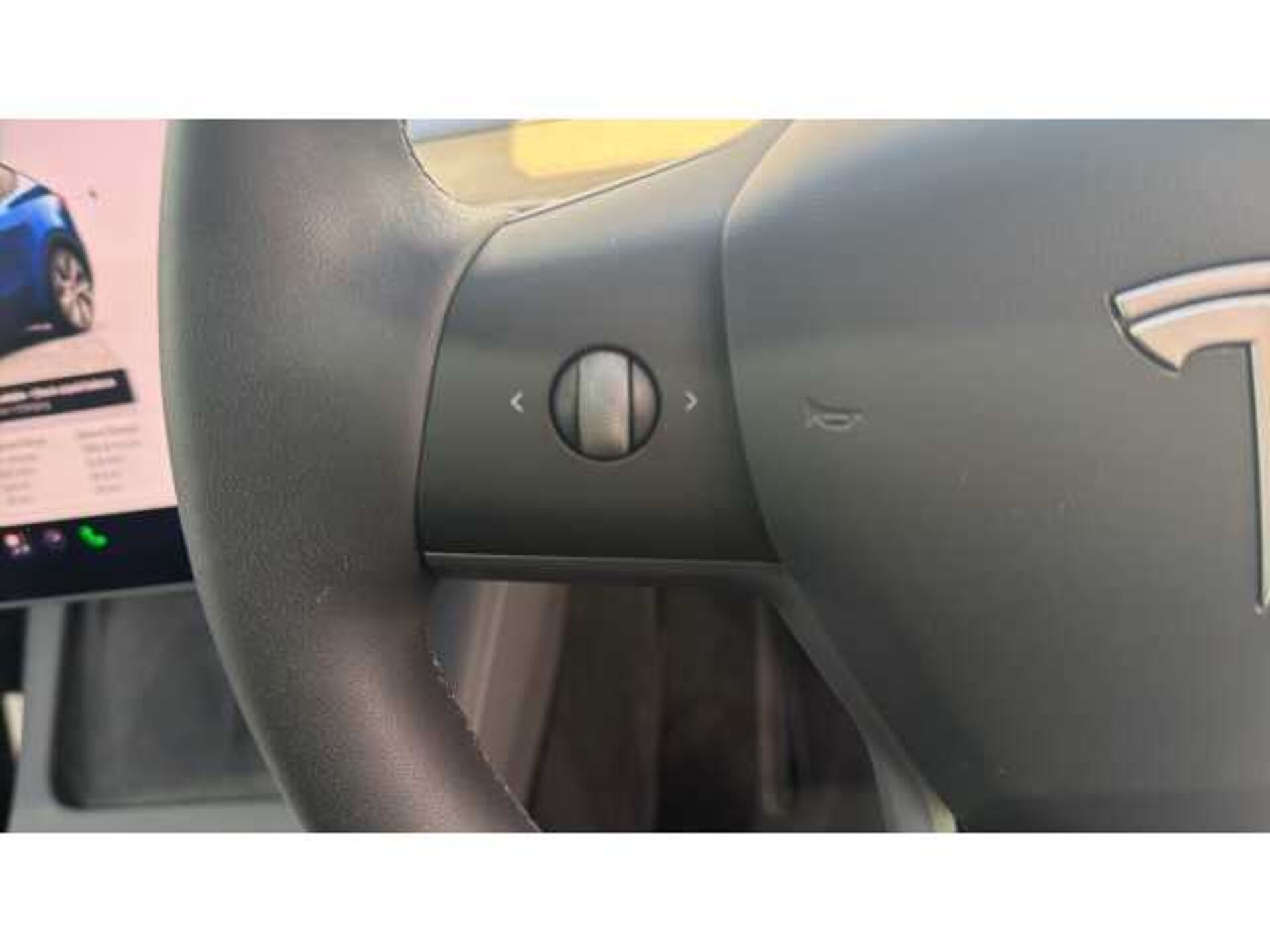 Tesla Model Y MODEL Y RWD 5dr Auto 