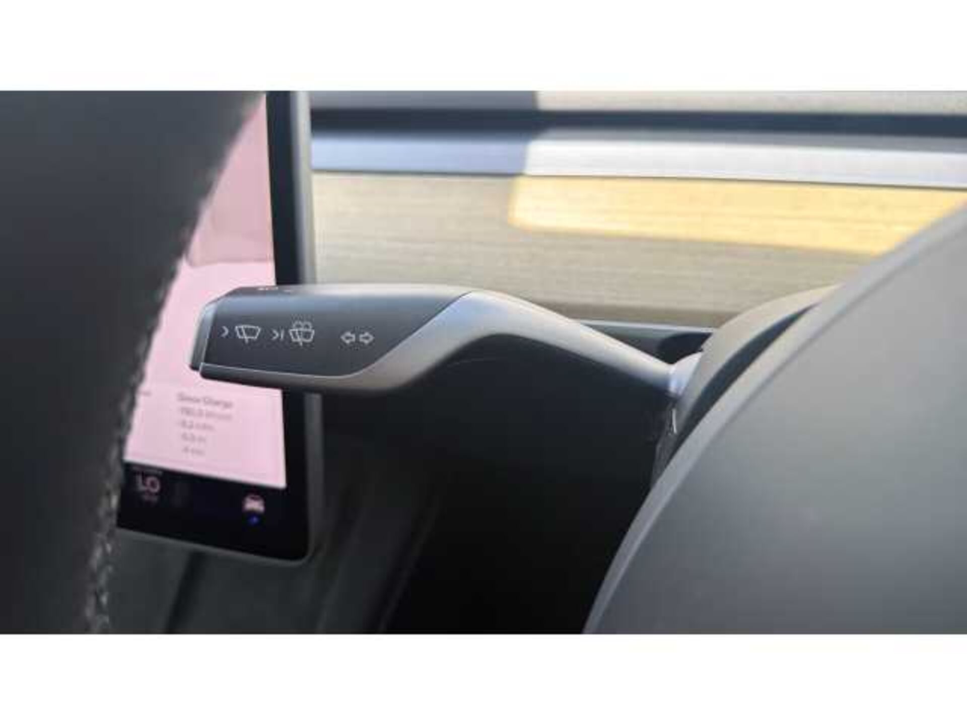 Tesla Model Y MODEL Y RWD 5dr Auto 