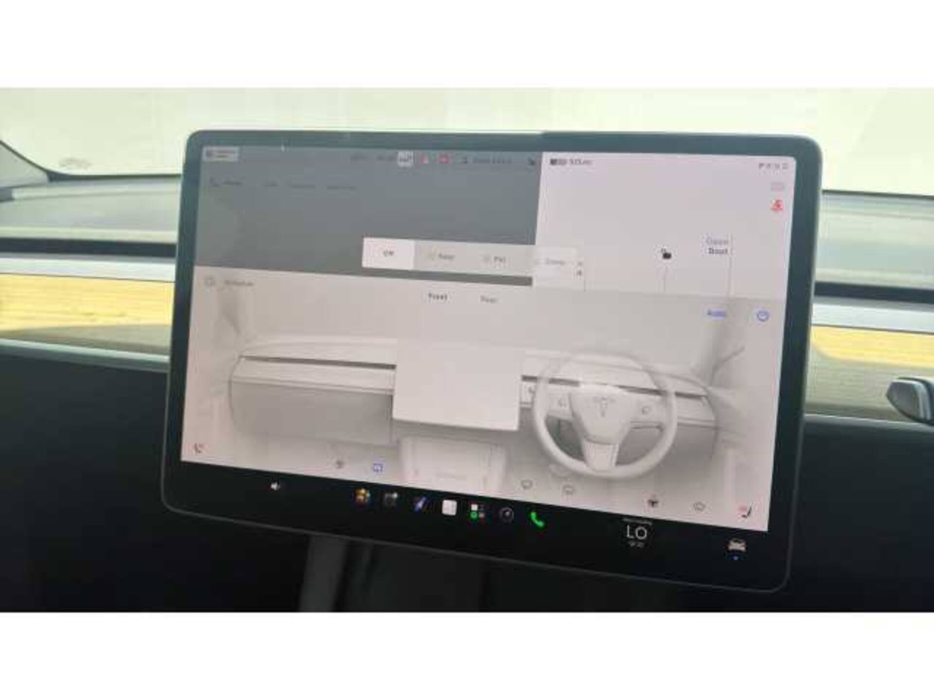 Tesla Model Y MODEL Y RWD 5dr Auto 