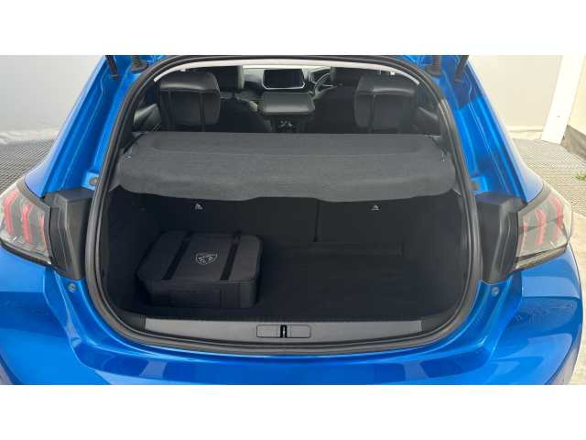 Peugeot 208 208 100kW Allure Premium 50kWh 5dr Auto 