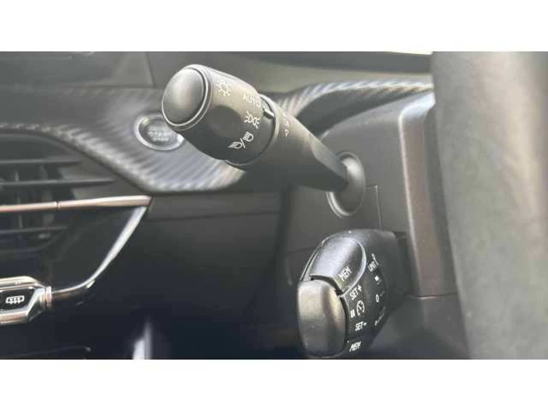Peugeot 208 208 100kW Allure Premium 50kWh 5dr Auto 