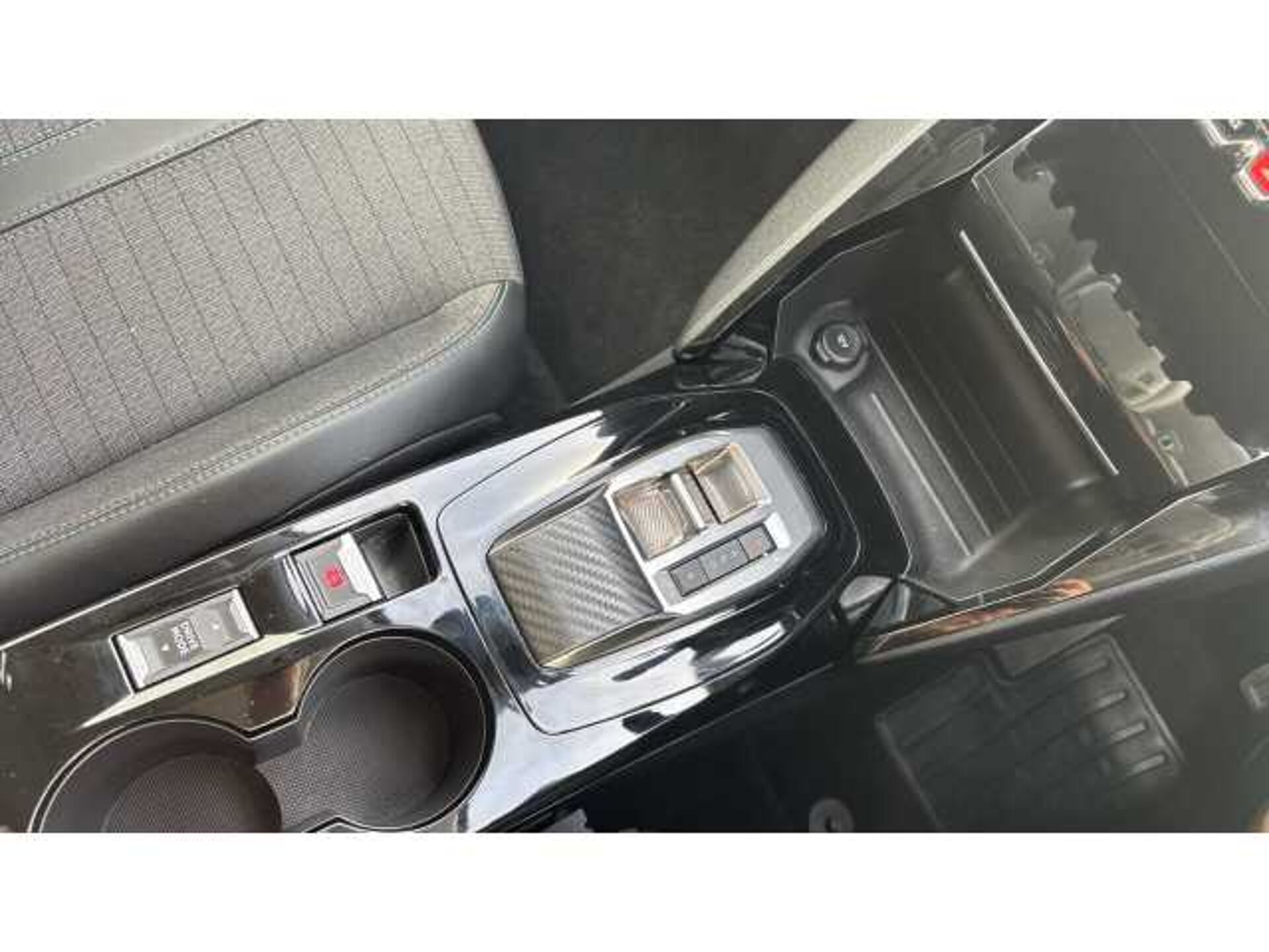 Peugeot 208 208 100kW Allure Premium 50kWh 5dr Auto 