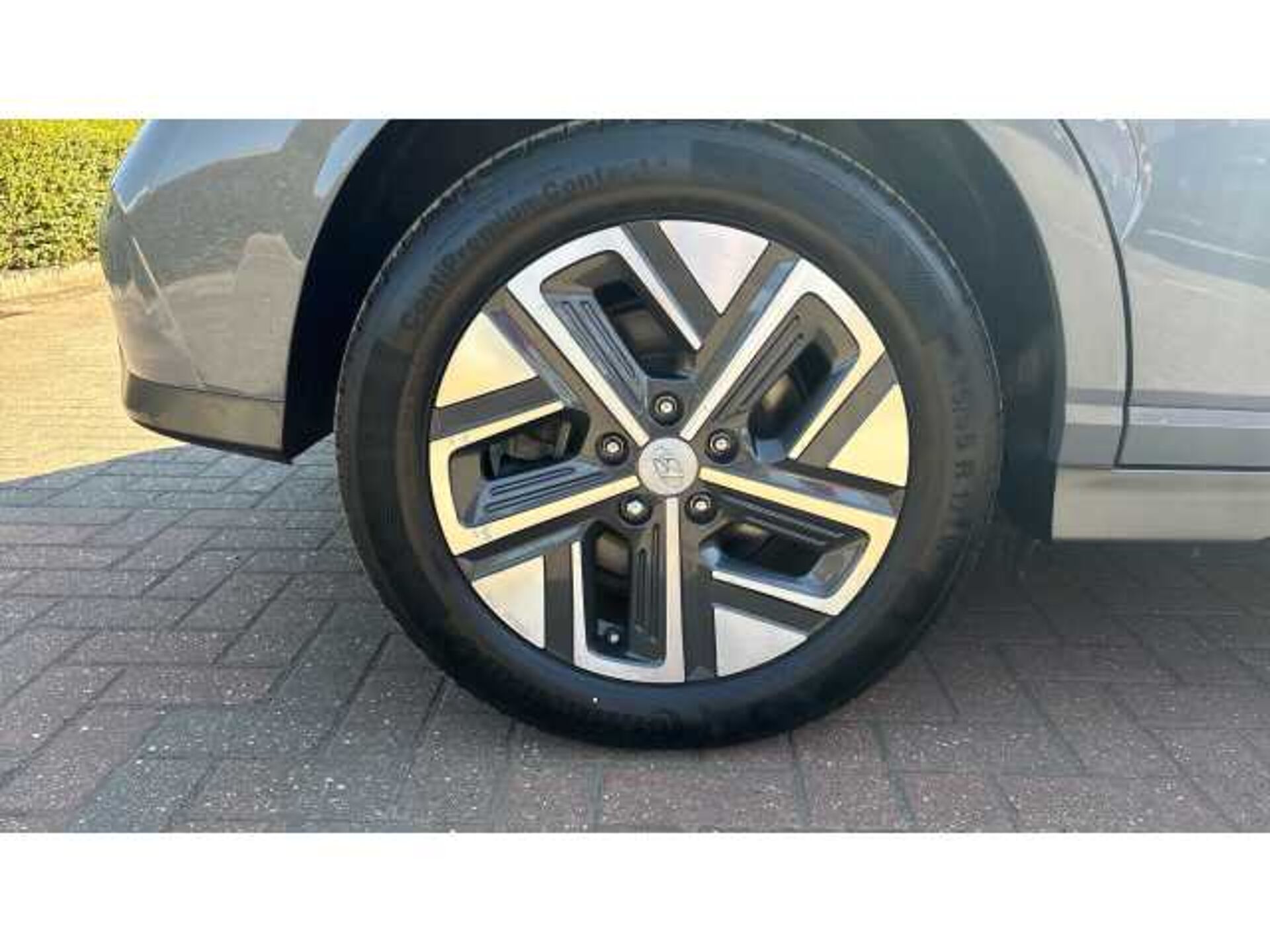 Hyundai KONA KONA 150kW Premium 64kWh 5dr Auto 
