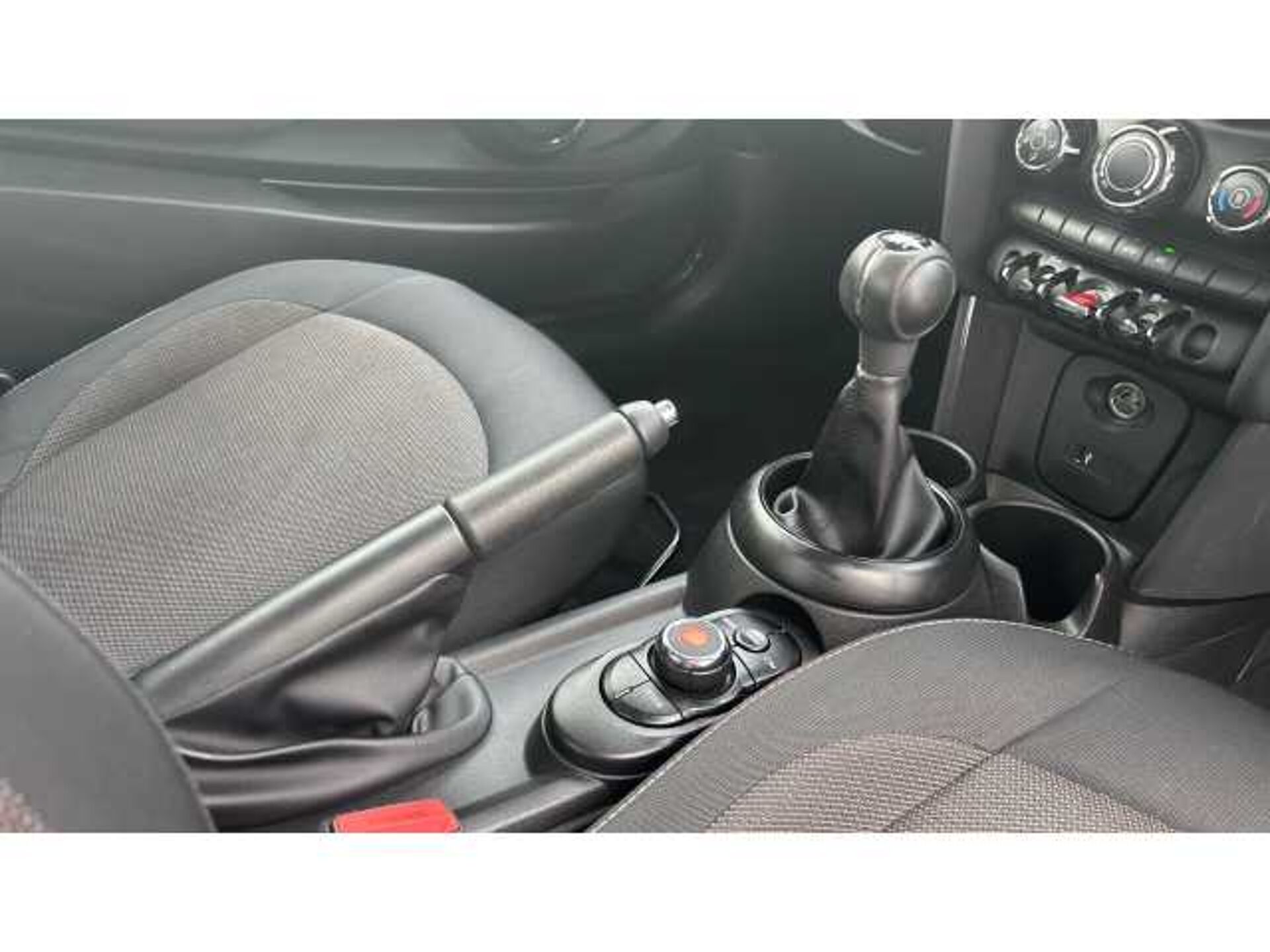 MINI Mini HATCHBACK 1.5 Cooper II 3dr 