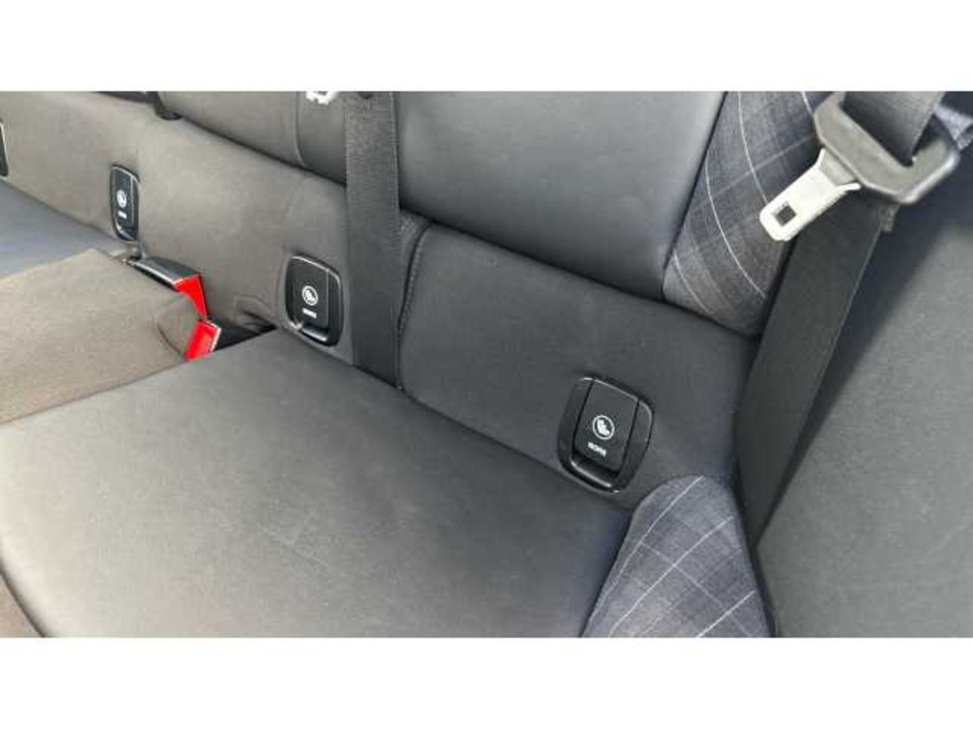 MINI Mini HATCHBACK 1.5 Cooper D 5dr 
