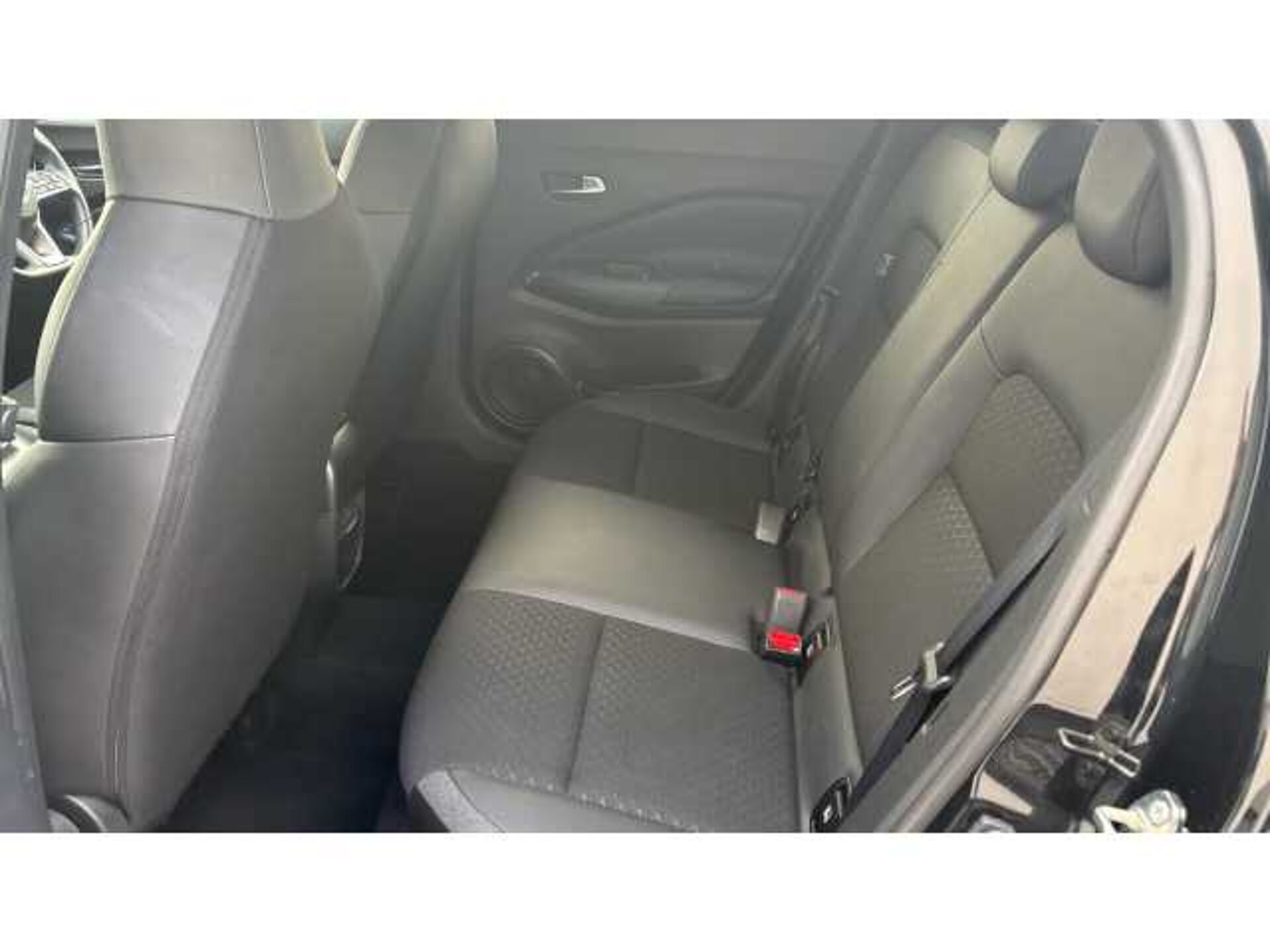 Nissan Juke JUKE 1.0 DiG-T N-Connecta 5dr 
