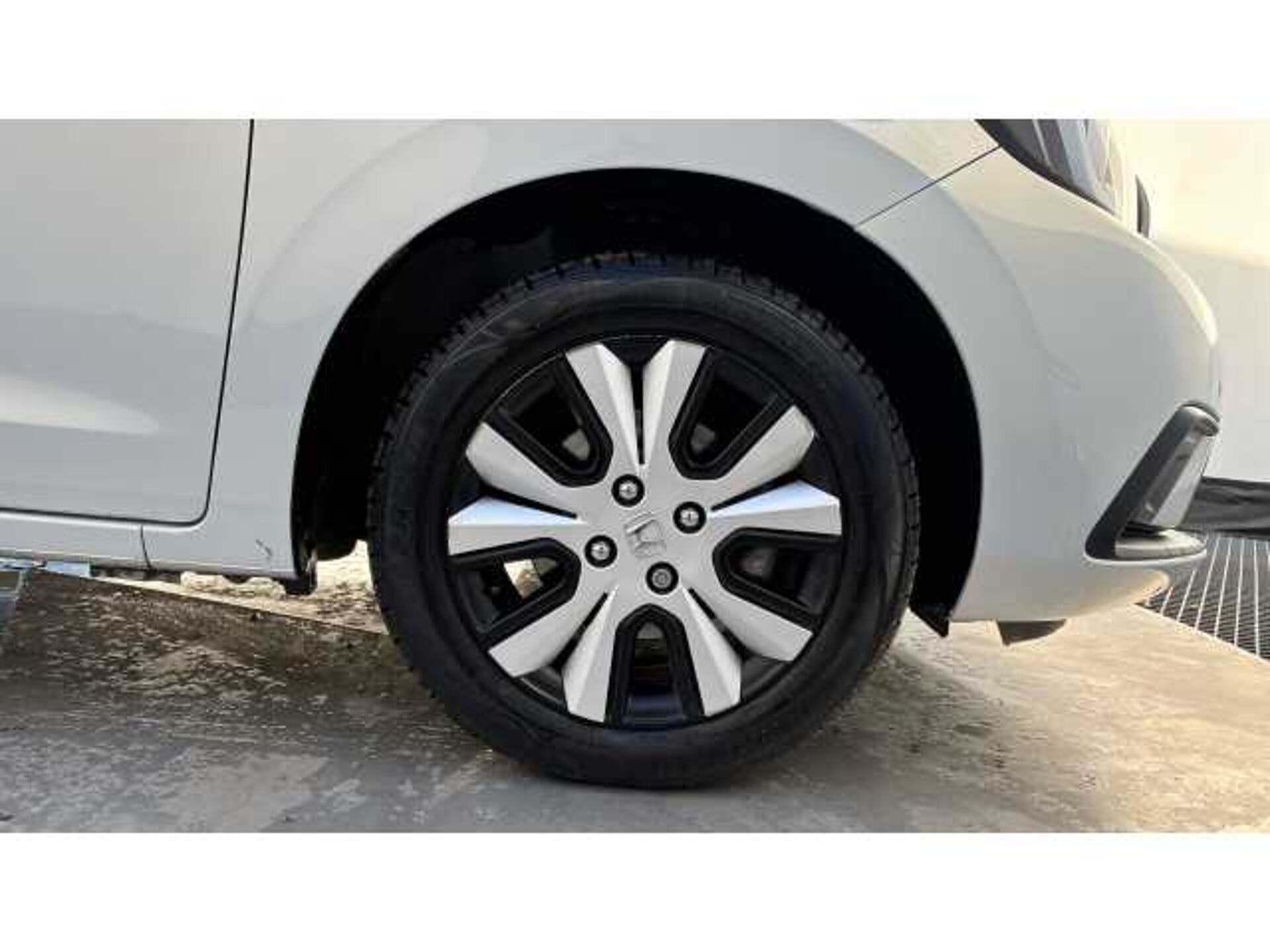 Honda Jazz Hybrid JAZZ 1.5 i-MMD Hybrid SR 5dr eCVT 