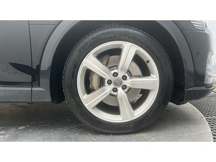 Audi e-tron 230kW 50 Quattro 71kWh Technik 5dr Auto 