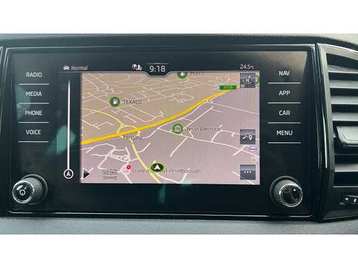 SKODA Karoq 1.5 TSI Sport Line 5dr DSG 