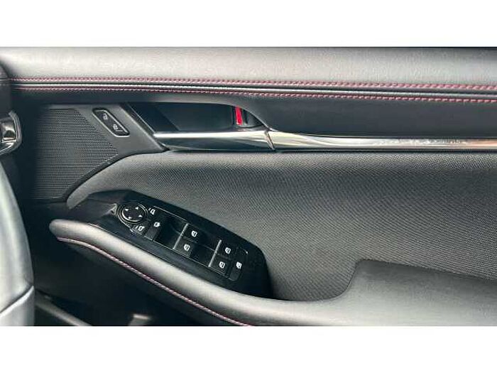 Mazda 3 3 2.0 e-Skyactiv G MHEV Homura 5dr 