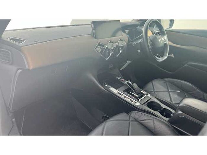 DS DS 3 DS 3 100kW E-TENSE Ultra Prestige 50kWh 5dr Auto 