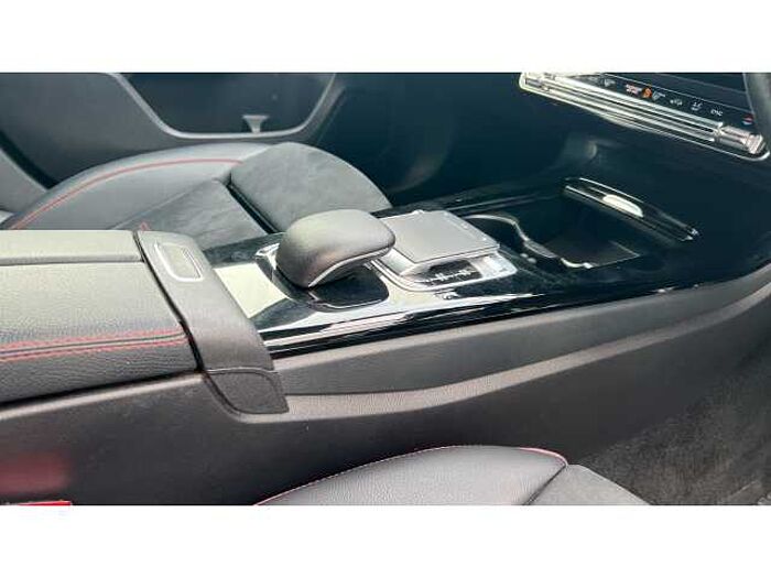 Mercedes-Benz A CLASS A250 AMG Line Premium 5dr Auto 