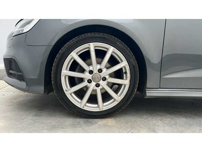 Audi A3 A3 1.5 TFSI Black Edition 5dr 