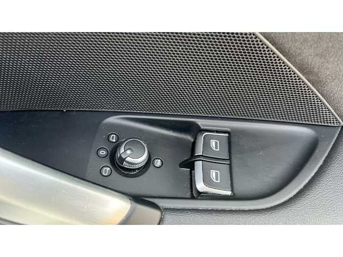 Audi TT TT 1.8T FSI S Line 2dr 
