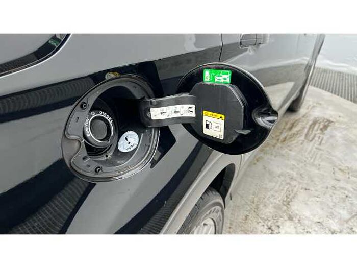 Ford Kuga KUGA 2.0 TDCi Titanium Edition 5dr 2WD 