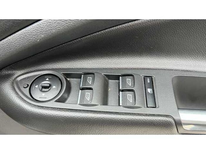 Ford Kuga KUGA 2.0 TDCi Titanium Edition 5dr 2WD 