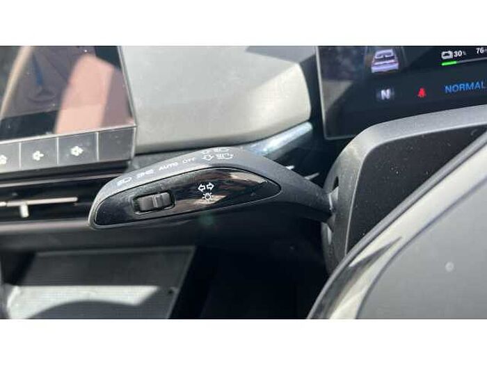 MG MG4 MG4 150kW Trophy EV Long Range 64kWh 5dr Auto 