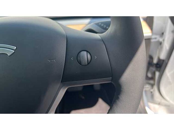 Tesla Model 3 MODEL 3 RWD 4dr Auto 