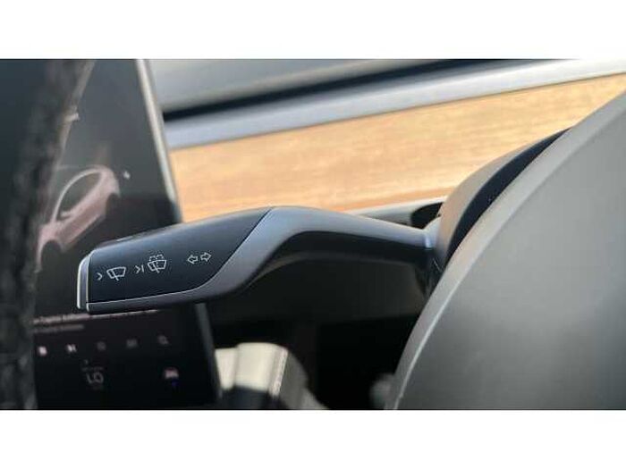 Tesla Model 3 MODEL 3 RWD 4dr Auto 
