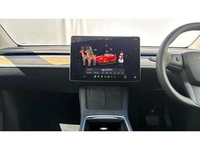 Tesla Model Y MODEL Y RWD 5dr Auto 