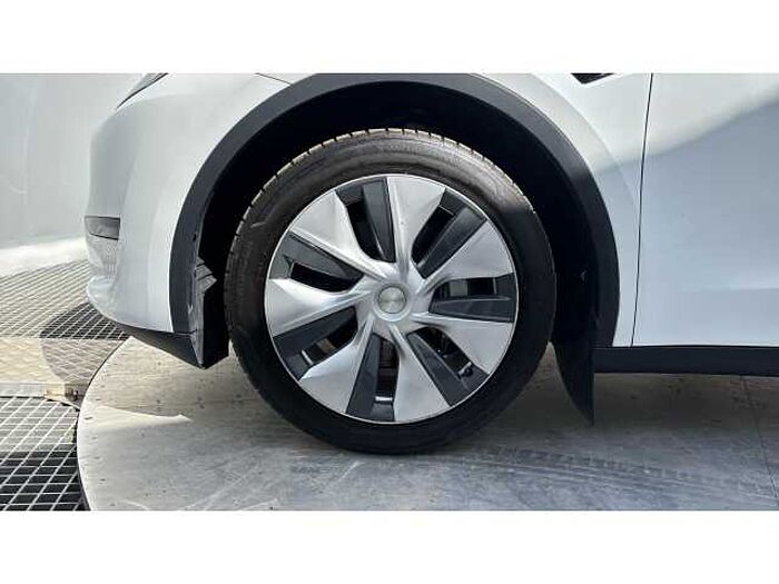 Tesla Model Y MODEL Y RWD 5dr Auto 