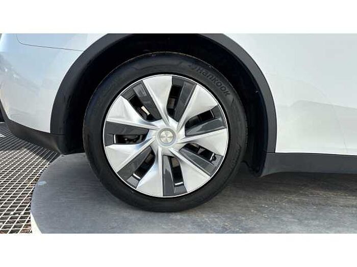 Tesla Model Y MODEL Y RWD 5dr Auto 