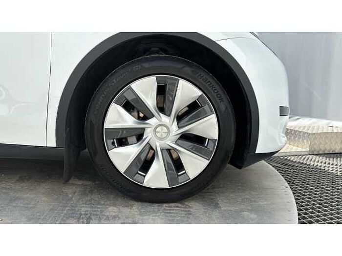 Tesla Model Y MODEL Y RWD 5dr Auto 