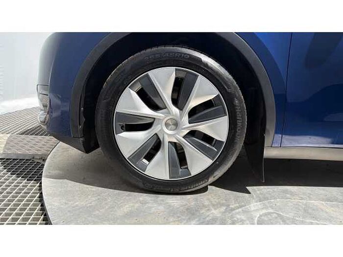 Tesla Model Y MODEL Y RWD 5dr Auto 