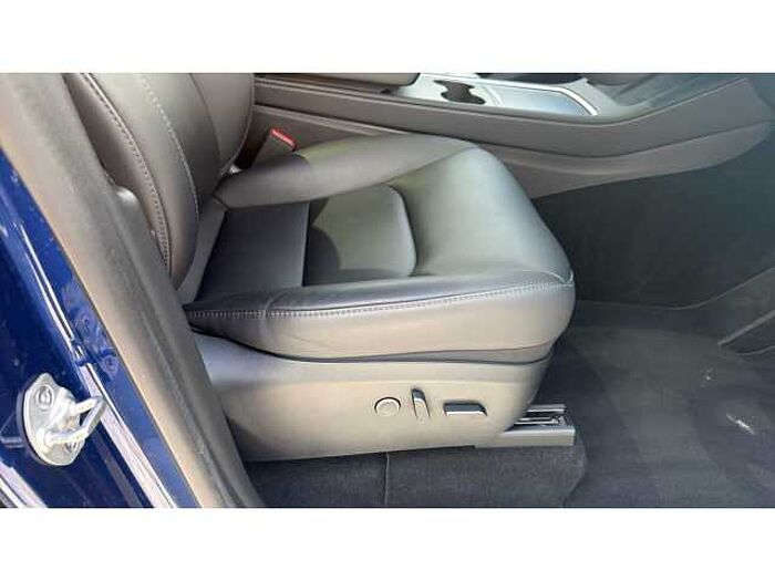Tesla Model Y MODEL Y RWD 5dr Auto 