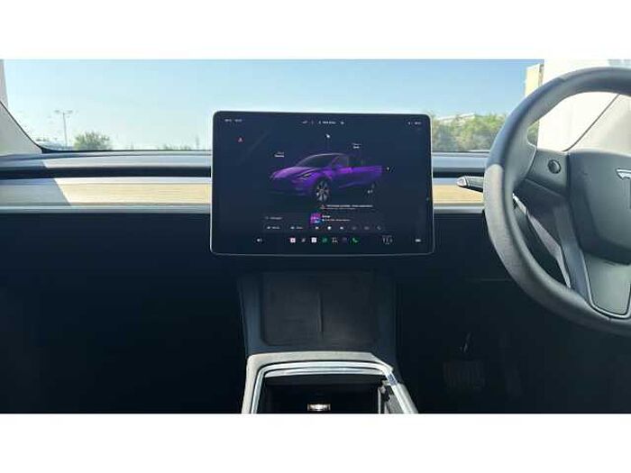 Tesla Model Y MODEL Y RWD 5dr Auto 