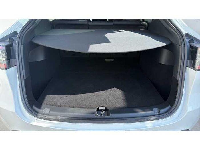Tesla Model Y MODEL Y RWD 5dr Auto 