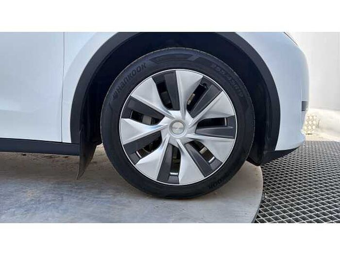 Tesla Model Y MODEL Y RWD 5dr Auto 