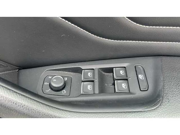 Volkswagen Passat PASSAT 1.4 TSI PHEV GTE 5dr DSG 