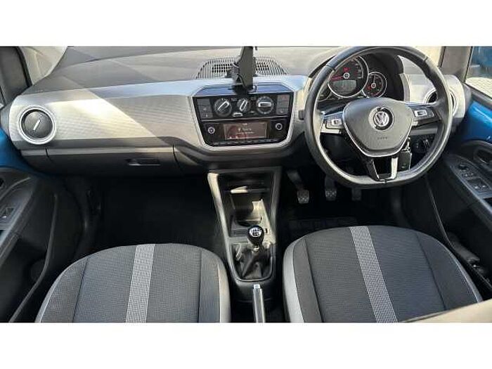 Volkswagen up! UP 1.0 90PS High Up 5dr 