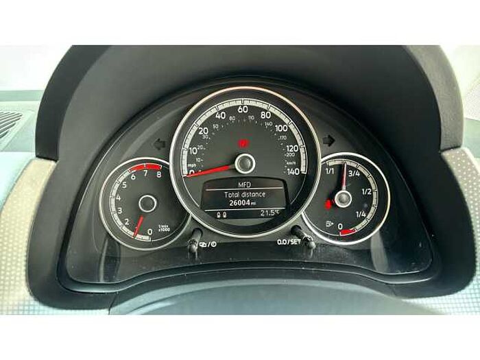 Volkswagen up! UP 1.0 90PS High Up 5dr 
