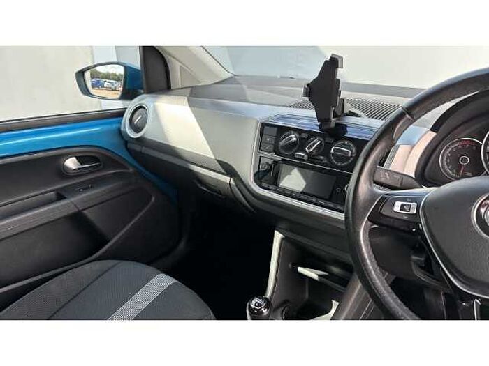 Volkswagen up! UP 1.0 90PS High Up 5dr 