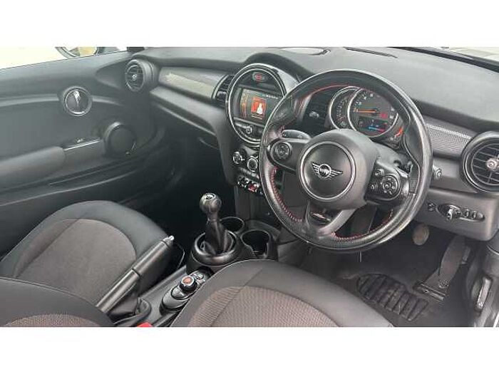 MINI Mini HATCHBACK 1.5 Cooper II 3dr 