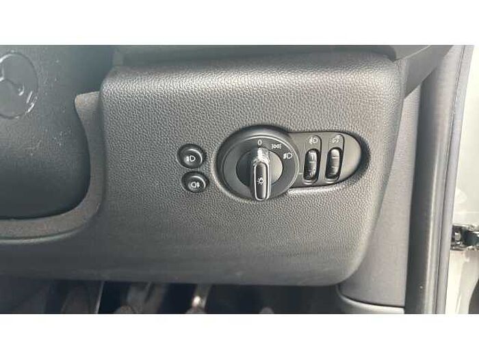 MINI Mini HATCHBACK 1.5 Cooper II 3dr 