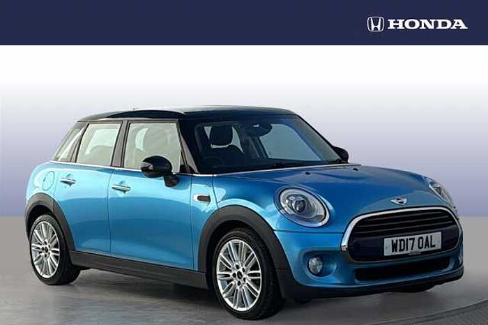 MINI Mini HATCHBACK 1.5 Cooper D 5dr 
