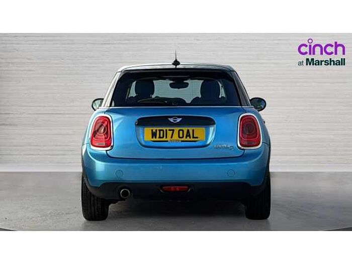 MINI Mini HATCHBACK 1.5 Cooper D 5dr 