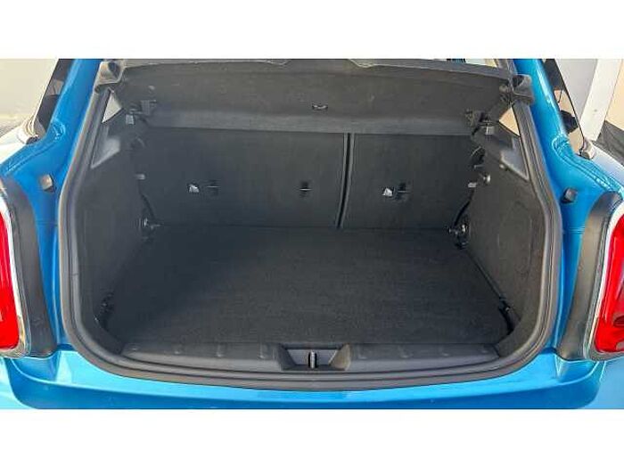 MINI Mini HATCHBACK 1.5 Cooper D 5dr 