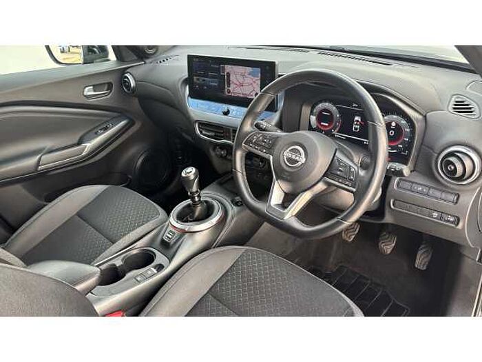 Nissan Juke JUKE 1.0 DiG-T N-Connecta 5dr 