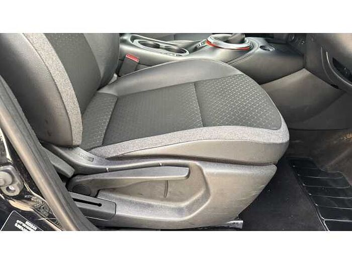Nissan Juke JUKE 1.0 DiG-T N-Connecta 5dr 