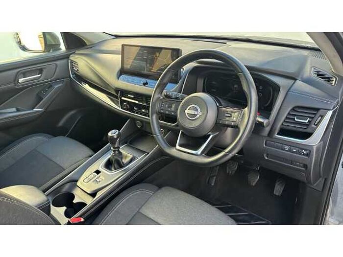 Nissan Qashqai QASHQAI 1.3 DiG-T MH N-Connecta 5dr 