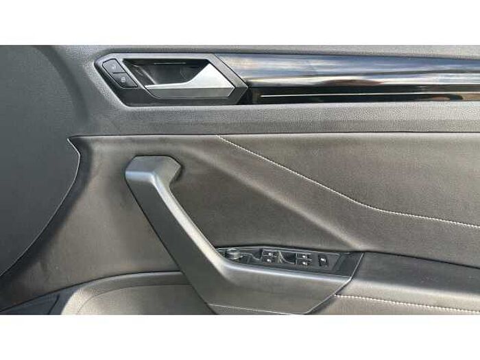 Volkswagen T-Roc T-ROC 1.5 TSI Style 5dr 