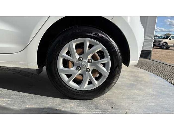 Hyundai i10 I10 1.0 SE 5dr 